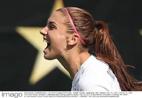 Fußball, Damen, Länderspiel, USA - Brasilien Oct. 25, 2015 - Orlando, FL, USA - USA s Alex Morgan screams in celebration after scoring a goal on Sunday, Oct. 25, 2015, at the Orlando Citrus Bowl in Orlando, Fla. Brazil vs. USA women s soccer friendly - ZUMAm67_