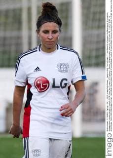 Jessica Wich (Leverkusen, 7), enttäuscht schauend, Enttäuschung, Frustration, disappointed, pessimistisch, Fussball, DFB-Pokal der Frauen, SC Freiburg - Bayer 04 Leverkusen, xozx