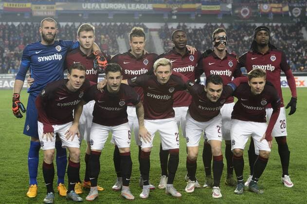 Team of Sparta pose prior to the fifth round, Group K, the UEFA Europa League match AC Sparta Praha vs Asteras Tripolis in Prague, Czech Republic, on Friday, November 26, 2015. Upper row left to right: David Bicik, Jakub Brabec, Lukas Marecek, Kehinde Fatai, Matej Hybs and Costa Nhamoinesu, front row left to right: Borek Dockal, Lukas Vacha, Ladislav Krejci, David Lafata and Martin Frydek. (CTKxPhoto MichalxKamaryt) CTKPhotoP201511270400501 kmt archiv