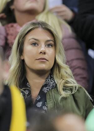 Montana Yorke, Freundin von Andre Schuerrle, Halbfigur, Freisteller , Aktion, Einzelbild, Portrait, Porträt, Spielerfrau, junge hübsche Frau, Maedchen, sexy, aufreizend, Figur, hübsch, lacht, attraktiv, DEUTSCHLAND - ITALIEN (4 -1 ) Freundschaftsspiel, friendly match, Deutsche Fussball Nationalmannschaft, DFB am 29.03.2016 in Muenchen.