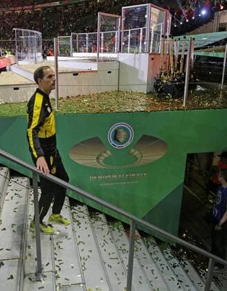 Abgang Thomas TUCHEL, Chef - Trainer BVB Emotionen, enttaeuscht, Enttaeuschung, Frust, frustriert, Trauer ,traurig, verzweifelt, Verzweiflung BORUSSIA DORTMUND - FC BAYERN MUENCHEN Fussball DFB Pokal Finale , Berlin, am 21.05.2016 Saison1516 , Saison 2015 2016, DFB-Pokal