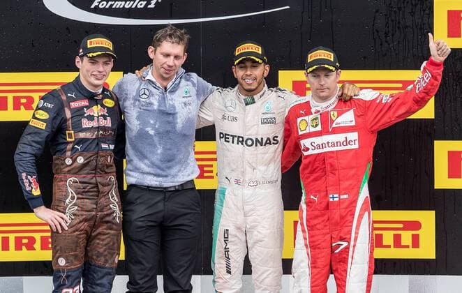 03.07.2016, Red Bull Ring, Spielberg, AUT, FIA, Formel 1, Grosser Preis von Oesterreich, Rennen, im Bild Podium v.l. Max Verstappen (NED, 2. Platz) Red Bull Racing, Chef Stratege AMG Mercedes Team James Vowles, Lewis Hamilton (GBR 1. Platz) Mercedes AMG Petronas F1 Team, Kimi Raeikkoenen (FIN, 3. Platz) Scuderia Ferrari Podium f.l. 2nd placed Dutch Formula One driver Max Verstappen of Red Bull Racing Chief Strategist of AMG Mercedes Team James Vowles Race winner British Formula One driver Lewis Hamilton of Mercedes AMG F1 3rd placed Finnish Formula One driver Kimi Raeikkoenen of Scuderia Ferrari during the Race for the Austrian Formula One Grand Prix at the Red Bull Ring in Spielberg, Austria on 2016 07 03. -Pressefoto Spielberg EP_gro