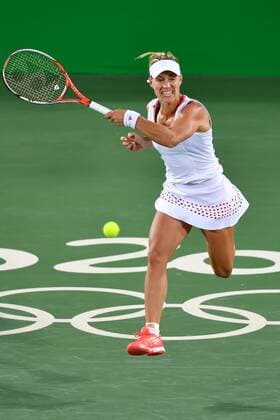 Angelique KERBER (GER),Aktion,Einzelaktion, Einzelbild,Freisteller,Ganzkoerperaufnahme,ganze Figur. Tennis,Frauen,women,am 12.08.2016,Olympic Tennis Center, Olympische Sommerspiele 2016, vom 05.08. - 21.08.2016 in Rio de Janeiro Brasilien.