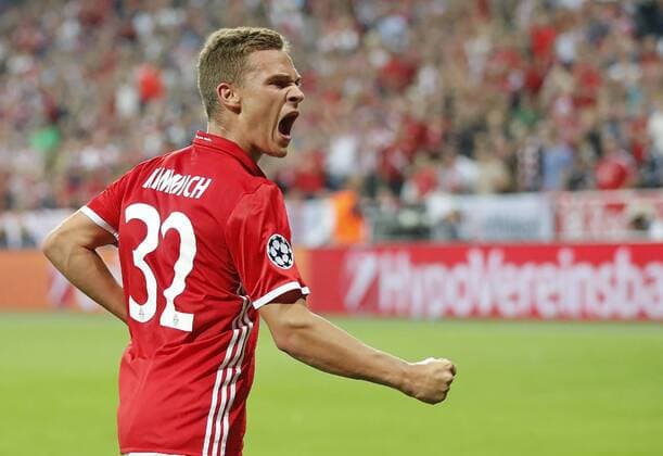 Joshua KIMMICH, FCB 32 Torschuss, schiesst das Tor zum 4-0 Torjubel, Jubel nach dem Tor Jubel, Freude, Emotionen, Feiern, Lachen, jubelt, freuen, reisst die Arme hoch, ballt die Faust FC BAYERN MUENCHEN - FK ROSTOW Gruppnphase, Fussball UEFA Champions League, Muenchen, 13.09.2016 CL Saison 2016 2017