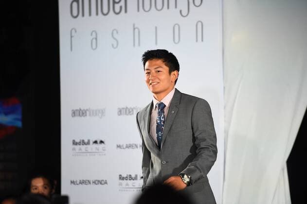 Rio Haryanto, Manor Racing MRT Singapore@Amberlounge 2016 Grosser Preis von Singapur 2016, Motorsport, Formel 1,Formula One World Championship WM Weltmeisterschaft Rd15, Singapore Grand Prix, Amberlounge, Marina Bay Street Circuit, Singapore, Saturday 17 September 2016. 17.09.2016, Singapur Copyright: xAndrexJerry Eibner-Pressefotox EP_JAE