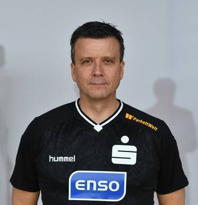 Trainer Alexander Waibl, Portrait, Porträt, Kopf, Kopffoto, Porträtfoto, Dresdner SC, Volleyball, 1. Bundesliga Frauen, 1. Liga, DSC, Saison 2016 2017, 12.10.2016,