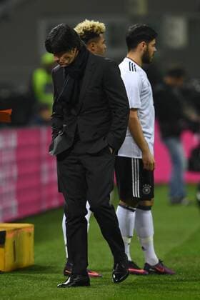 Fussball, Herren, Saison 2016 2017, Länderspiel in Mailand, Italien - Deutschland, Bundestrainer Joachim Löw (Deutschland), Serge Gnabry (Nr. 8, Deutschland), Kevin Volland (Nr. 20, Deutschland), 15.11.2016,
