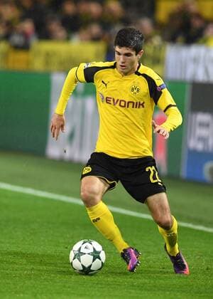 Fussball, UEFA Champions League, Saison 2016 2017, Spieltag 5, Borussia Dortmund-Legia Warschau , 22.11.2016, Signal Iduna Park , Dortmund, Christian Pulisic, BVB, Aktion, Einzelbild