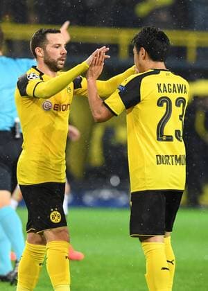 Fussball, UEFA Champions League, Saison 2016 2017, Spieltag 5, Borussia Dortmund-Legia Warschau , 22.11.2016, Signal Iduna Park , Dortmund, Gonzalo Castro, Shinji Kagawa, beide BVB, Torjubel