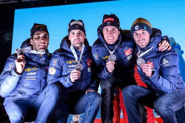 18.02.2017, Biathlonarena, Hochfilzen, AUT, IBU Weltmeisterschaften Biathlon, Hochfilzen 2017, Staffel Herren, Siegerehrung, im Bild Martin Fourcade, Jean Guillaume Beatrix, Quentin Fillion Maillet, Simon Desthieux (FRA) Martin Fourcade Jean Guillaume Beatrix Quentin Fillion Maillet Simon Desthieux of France during Winner Ceremony of the Mens Relay of the IBU Biathlon World Championships at the Biathlonarena in Hochfilzen, Austria on 2017 02 18. Hochfilzen EP_ade