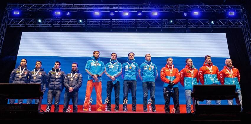 18.02.2017, Biathlonarena, Hochfilzen, AUT, IBU Weltmeisterschaften Biathlon, Hochfilzen 2017, Staffen Herren, Siegerehrung, im Bild Goldmedaillengewinner Alexey Volkov (RUS), Maxim Tsvetkov (RUS), Anton Babikov (RUS), Anton Shipulin (RUS), Flagge, Russland Winner and Gold Medalist Alexey Volkov of Russian Federation Maxim Tsvetkov of Russian Federation Anton Babikov of Russian Federation Anton Shipulin of Russian Federation during Winner Ceremony of the Mens Relay of the IBU Biathlon World Championships at the Biathlonarena in Hochfilzen, Austria on 2017 02 18. Hochfilzen EP_fei