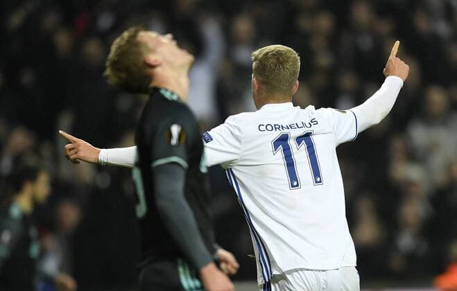 Fußball, EL, FC Kopenhagen - Ajax Amsterdam DK: 20170309, K¿benhavn, Danmark: Europa League fodbold, 1 8 finale, FC K¿benhavn - AFC Ajax: Andreas Cornelius, FC K¿benhavn, FCK scorer pa hovedst¿d til 2-1 Foto: Lars M¿ller UK: 20170309, Copenhagen, Denmark: Europa League football, 1 8 final, FC Copenhagen - AFC Ajax: Andreas Cornelius, FC K¿benhavn, FCK scores to 2-1