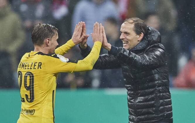 Thomas TUCHEL, Chef - Trainer BVB Marcel SCHMELZER, BVB 29 Jubel, Freude, Emotionen, Feiern, Lachen, jubelt, freuen, reisst die Arme hoch, ballt die Faust FC BAYERN MUENCHEN - BORUSSIA DORTMUND Fussball DFB-Pokal, Muenchen am 26.04.2017 Halbfinale, Saison 2016 2017, FCB, München, BVB