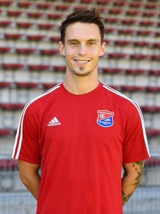 Maximilian Bauer (Unterhaching, 2), Einzelbild, Aktion, Action, Porträt, Portrait, Fußball, GER, 3.Liga, Porträttermin 2017 2018, SpVgg Unterhaching, xslx