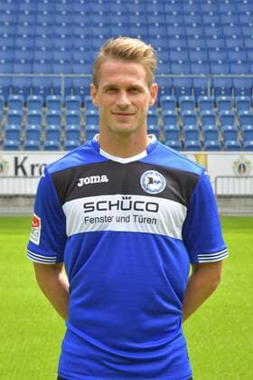 04.07.2017, Fussball, 2. LIGA, Saison 2017 2018, SCHÜCO-ARENA, BIELEFELD Fußball, GER, 2.BL, Portraittermin 2017 2018, DSC Arminia Bielefeld Sören Brandy (Arminia Bielefeld), Aktion, Einzelbild, Hoch, Portrait