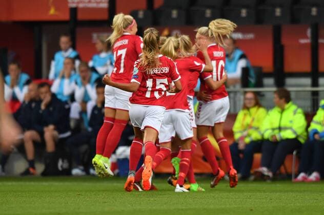 Fußball, Frauen EM, Norwegen - Dänemark Jubel, Freuen, celebrate, happy, cheer , Goal Celebration Dänemark nach 0:1, Fussball, UEFA Women s EURO 2017, Norwegen - Dänemark, xmkx
