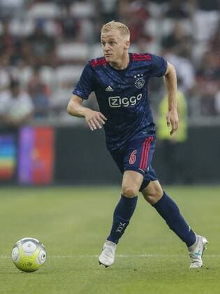 Donny van de Beek of Ajax during the UEFA Champions League third round qualifying first leg match between OGC Nice and Ajax Amsterdam on July 26, 2017 at the Allianz Riviera in Nice, France OGC Nice v Ajax UEFA Champions League 2017 2018 xVIxVIxImagesx xMauricexvanxSteenxIVx 8323404