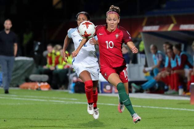 v.li.: Alex Scott (England, 22), Ana Cristina Oliveira Leite (Ana Leite, Portugal, 10), Aktion, Action, Spielszene, Fussball, UEFA Women s EURO 2017, Portugal - England, xozx