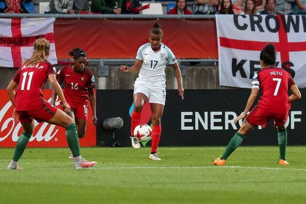 v.li.: Tatiana Pinto (Portugal, 11), Diana Silva (Portugal, 16), Nikita Parris (England, 17), Claudia Neto (Portugal, 7), Fussball, UEFA Women s EURO 2017, Portugal - England, xozx