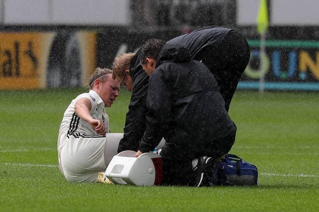 Kristin Demann (Tini Demann, DFB-Frauen, 6) liegt auf dem Rasen und muss behandelt werden, verletzt, Verletzung, injured, sporting injury, Fussball, UEFA Women s EURO 2017, Viertelfinale, Deutschland - Dänemark, xozx