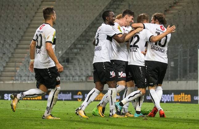 03.08.2017, Tivoli Stadion, Innsbruck, AUT, UEFA EL, Cashpoint SCR Altach vs KAA Gent, Qualifikation, 3. Runde, Rueckspiel, im Bild Torjubel nach de 2:1 durch Stefan Nutz (SCR Altach) during the UEFA Europaleague Qualifier 3rd round, 2nd leg match between Cashpoint SCR Altach and KAA Gent at the Tivoli Stadion in Innsbruck, Austria on 2017 08 03. Innsbruck EP_fei