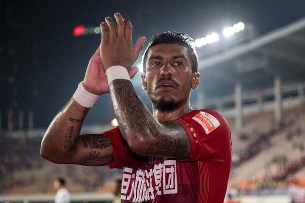 --FILE--Brazilian football player Paulinho celebrates after scoring a goal against Tianjin TEDA in their 20th round match during the 2017 Chinese Football Association Super League (CSL) in Guangzhou city, south China s Guangdong province, 5 August 2017. Barcelona have struck a deal to sign Brazilian midfielder Paulinho from Guangzhou Evergrande, according to widespread media reports in Brazil. The Catalan side agreed to meet Paulinho s 40 million-euro release clause after weeks of negotiations with the Chinese Super League club, the Folha de S.Paulo newspaper said on Saturday (12 August 2017). It added that Guangzhou Evergrande s Brazilian coach, Luiz Felipe Scolari, confirmed the transfer. Paulinho was not included in Evergrande s squad for their league match against Henan Jianye on Sunday (13 August 2017). News of the deal comes less than two weeks after Paulinho s compatriot Neymar departed the Camp Nou in a world record 222 million-euro transfer to Paris Saint-Germain. Paulinho has been in sublime form this year, scoring 12 goals in 29 matches for his club across all competitions. Guangzhou currently lead the Chinese Super League standings and are in the quarterfinals of the Asian Champions League. Paulinho has also shone at international level in the past year, and scored a hat-trick in Brazil s 4-1 victory over Uruguay in a World Cup qualifier in March. Before joining Guangzhou Evergrande in 2015, the former Corinthians star spent two seasons at Tottenham Hotspur, the last of which saw him make only seven starts. Paulinho in 40 million-euro move to Barcelona from Guangzhou Evergrande 20170805_81706