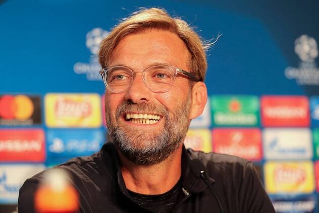 Jürgen Klopp (Kloppo, Trainer, Cheftrainer, Team Manager, LFC), bei der Pressekonferenz am Vortag des Spiels, Abschlusspressekonferenz, PK, press conference PK Pressekonferenz Pressetermin, Medientermin, Porträt, Portrait, Einzelbild, Freude, freundlich, fröhlich, strahlend, optimistisch, Fussball, UEFA Champions League Qualifikation, MD-1, TSG 1899 Hoffenheim - FC Liverpool, xozx