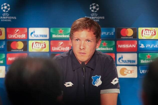 Julian Nagelsmann (Trainer, Cheftrainer, Hoffenheim), bei der Pressekonferenz am Vortag des Spiels, Abschlusspressekonferenz, PK, press conference PK Pressekonferenz Pressetermin, Medientermin, Einzelbild, Porträt, Portrait, Fussball, UEFA Champions League Qualifikation, MD-1, TSG 1899 Hoffenheim - FC Liverpool, xozx