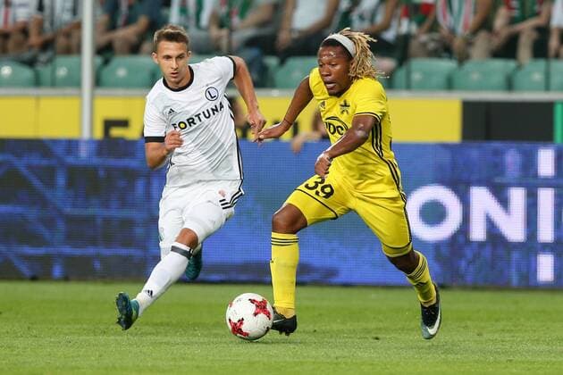 17.08.2017, Warszawa, pilka nozna, Legia Warszawa - FC Sheriff Tiraspol, play-off, Liga Europy, Dominik Nagy (Legia), Ziguy Badibanga (Sheriff), UEFA Europa League play-off, Legia Warsaw - FC Sheriff Tiraspol, football, fot. Tomasz Jastrzebowski Foto Olimpik NEWSPIX.PL --- Newspix.pl 20170817toja18