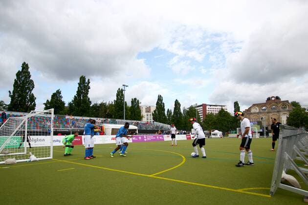 Fussball, Herren, 2017 18, IBSA Blindenfußball-EM 2017 in Berlin, Eröffnungsspiel, Deutschland - Italien, TW Marco La Macchia (Nr. 1, Italien), Massimo DÕAttolico (Nr. 8, Italien), Paul Iyobo (Nr. 7, Italien), Taime Kuttig (Nr. 7, Deutschland), Ali Can Pektas (Nr. 9, Deutschland), 19.08.17, Copyright: xMichaelxHundtx xMatthiasxKochx