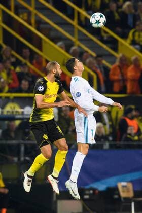 GER, UEFA CL, Borussia Dortmund (GER) vsÊReal Madrid (ESP) 26.09.2017, Signal Iduna Park, Dortmund, Group stage, Gruppe H, GER, UEFA CL, Borussia Dortmund (GER) vsÊReal Madrid (ESP), im Bild Zweikampf zwischen Oemer Toprak ( 36 Dortmund) und Cristiano Ronaldo ( 7 Madrid) nordphotox xKurth nph00016