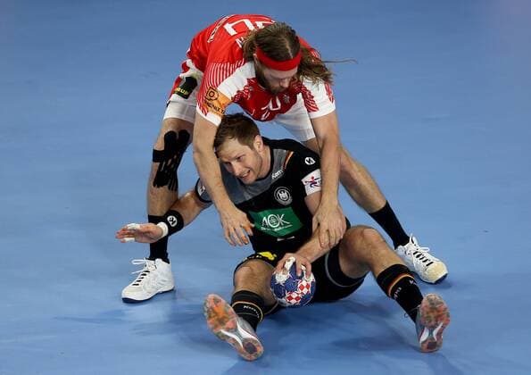 Bilder des Tages - SPORT Handball, EM, Deutschland - Dänemark European Handball Championship, Group II, 4th round, Germany - Denmark 21.01.2018., Arena Varazdin, Varazdin, Croatia - 2018 European Men s Handball Championship, Group II, 4th round, Germany - Denmark. Steffen Weinhold, Mikkel Hansen. IgorxKralj PIXSELL