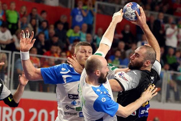 European Handball Championship, Group II, 2nd round, Slovenia - Spain 23.01.2018., Arena Varazdin, Varazdin, Croatia - 2018 European Men s Handball Championship, Group II, 2nd round, Slovenia - Spain. Igor Zabic, Vid Kavticnik, Joan Canellas GoranxStanzl PIXSELL