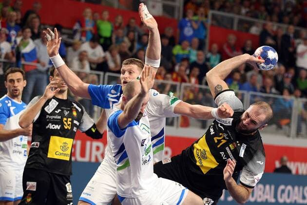 European Handball Championship, Group II, 2nd round, Slovenia - Spain 23.01.2018., Arena Varazdin, Varazdin, Croatia - 2018 European Men s Handball Championship, Group II, 2nd round, Slovenia - Spain. Igor Zabic, Vid Kavticnik, Joan Canellas GoranxStanzl PIXSELL