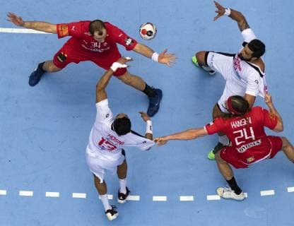 DK: 20190112, Herning, Danmark: 2019 IHF Verdensmesterskabet i handbold i Tyskland Danmark i Jyske Bank Boxen, Herning: Danmark-Tunesien. Simon Hald (34), Denmark, Mikkel Hansen (24), Denmark, Marouan Chouiref (90), Tunisia, Oussama Hosni (13), Tunisia Foto: Lars M¿ller UK: 20190112, Herning, Denmark: 2019 IHF Handball World Championship WM Weltmeisterschaft in Germany and Denmark. Jyske Bank Boxen, Herning. Denmark-Tunisia. Simon Hald (34), Denmark, Mikkel Hansen (24), Denmark, Marouan Chouiref (90), Tunisia, Oussama Hosni (13), Tunisia