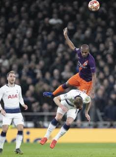 (190410) -- LONDON, April 10, 2019 (Xinhua) -- Tottenham Hotspur s Harry Kane (Below) vies with Manchester City s Fernandinho during the UEFA Champions League Quater Final First Leg match between Tottenham Hotspur and Manchester City at The Tottenham Hotspur Stadium in London, Britain on April 9, 2019. Tottenham Hotspur won 1-0. (Xinhua Han Yan) FOR EDITORIAL USE ONLY. NOT FOR SALE FOR MARKETING OR ADVERTISING CAMPAIGNS. NO USE WITH UNAUTHORIZED AUDIO, VIDEO, DATA, FIXTURE LISTS, CLUB LEAGUE LOGOS OR LIVE SERVICES. ONLINE IN-MATCH USE LIMITED TO 45 IMAGES, NO VIDEO EMULATION. NO USE IN BETTING, GAMES OR SINGLE CLUB LEAGUE PLAYER PUBLICATIONS. (SP)BRITAIN-LONDON-FOOTBALL-CHAMPIONS LEAGUE-QUARTERFINAL-TOT HOTSPUR VS MAN CITY