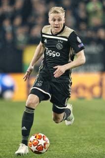TORINO, Football,16-04-2019, Allianz Stadium . Champions League quarter finals second leg Juventus - Ajax. Ajax player Donny van de Beek on the ball during the game Juventus - Ajax (1-2). Juventus - Ajax x3202358x