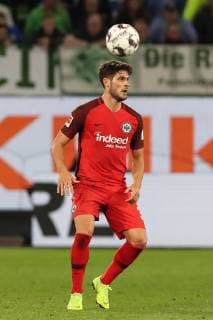 Goncalo Paciencia Eintracht Frankfurt 1 Soccer Bundesliga Season 2018 2019 VfL Wolfsburg vs Eintracht Frankfurt in the Volkswagen Arena in Wolfsburg Freisteller Aktion Deutschland Soccer Man Men 22 04 2019 According to the DFL Deutsche Fußball Liga it is forbidden to use or have used photographs taken in the stadium or from the match in the form of sequence pictures or video-like photo galleries DFL regulations prohibit any use of photographs as image sequences and or quasi video