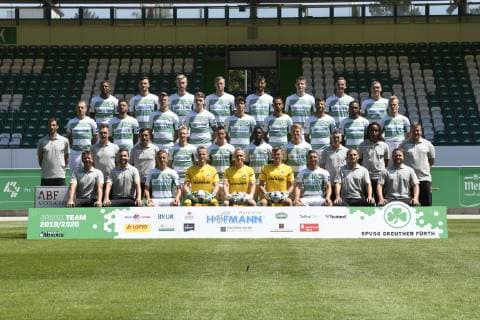 02 07 2019 SpVgg Greuther Fürth Fürth Fuerth Season 2019 2012 Photo shoot Portrait of Team Team Kader Team photo Team photo Rear from left Daniel Keita Ruel 10 SpVgg Greuther Fürth Maximilian Bauer 38, SpVgg Greuther Fürth Benedikt Zahn 19, SpVgg Greuther Fürth Richard Magyar 5, SpVgg Greuther Fürth Mergim Mavraj 20, SpVgg Greuther Fürth Paul Jäckel Jaeckel 23, SpVgg Greuther Fürth Paul Seguin 33, SpVgg Greuther Fürth Paul Seguin 33, SpVgg Greuther Fürth David Room 11, SpVgg Greuther Fürth 2 Row from behind Marvin Stefaniak 34, SpVgg Greuther Fürth Shawn Parker 9, SpVgg Greuther Fürth Daniel Steininger 31, SpVgg Greuther Fürth Robin Kehr 7, SpVgg Greuther Fürth Elias Abouchabaka 8, SpVgg Greuther Fürth Kenny Prince Redondo 27, SpVgg Greuther Fürth Marco Caligiuri 13, SpVgg Greuther Fürth Julian Green 37, SpVgg Greuther Fürth Nik Omladic 21, SpVgg Greuther Fürth 2 row from front Andre Mijatovic Co Trainer SpVgg Greuther Fürth Petr Ruman Co Trainer SpVgg Greuther Fürth Stefan Leitl Trainer SpVgg Greuther Fürth Maximilian Sauer 24, SpVgg Greuther Fürth Marco Meyerhöfer Meyerhoefer 18, SpVgg Greuther Fürth Hans Nunoo Sarpei 14, SpVgg Greuther Fürth Sebastian Ernst 15, SpVgg Greuther Fürth Michael Schleinkofer Athletics Trainer SpVgg Greuther Fürth Benjamin Ngarambe Physio SpVgg Greuther Fürth Patrick Rutte Physio SpVgg Greuther Fürth front from left Christian Fiedler Goalkeeper Trainer SpVgg Greuther Fürth Ole Marschall SpVgg Greuther Fürth Alexander Lungwitz 36, SpVgg Greuther Fürth Marius Funk 1, SpVgg Greuther Fürth Sascha Burchert 30, SpVgg Greuther Fürth Leon Schaffran 25, SpVgg Greuther Fürth Maximilian Wittek 3, SpVgg Greuther Fürth Carsten Klee Chef Physio SpVgg Greuther Fürth Daniel Wiegand Team Coordinator Zeugwart SpVgg Greuther Fürth