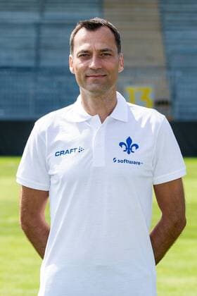 17 07 2019, xfux, football 2 Bundesliga, SV Darmstadt 98, 2 BL, portrait date 2019 2020, team photo photo, emonline, emspor, deloka, v l co coach Kai Peter Schmitz SV Darmstadt 98 Darmstadt
