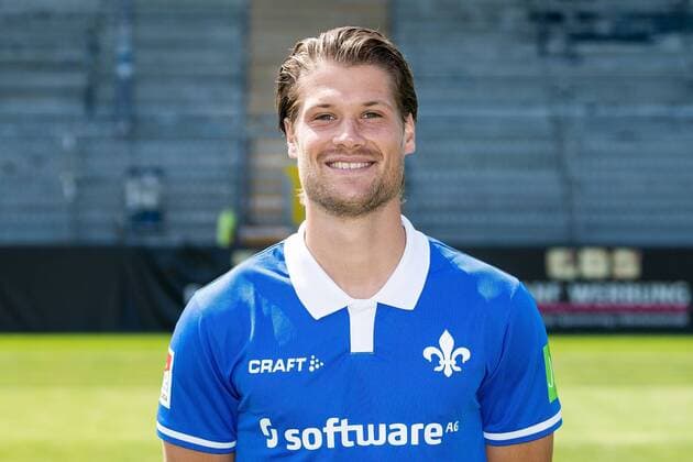 17 07 2019, xfux, football 2 Bundesliga, SV Darmstadt 98, 2 BL, portrait date 2019 2020, team photo photo date, emonline, emspor, deloka, v l Johannes Wurtz SV Darmstadt 98 Darmstadt