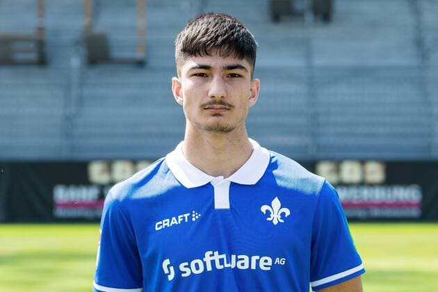 17 07 2019, xfux, football 2 Bundesliga, SV Darmstadt 98, 2 BL, portrait date 2019 2020, team photo photo date, emonline, emspor, deloka, v l Ensar Arslan SV Darmstadt 98 Darmstadt