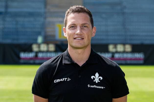17 07 2019, xfux, Football 2 Bundesliga, SV Darmstadt 98, 2 BL, Portrait date 2019 2020, Team photo Photo date, emonline, emspor, deloka, v l Team manager Michael Stegmayer SV Darmstadt 98 Darmstadt