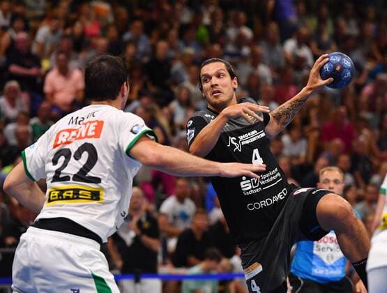 at the ball Gabor Pulay Dresden , left Marco Mamic Leipzig , HC Elbflorenz Dresden vs. SC DHfK Leipzig, test match, friendly match, handball, 2 League of Men, 2 Bundesliga, season 2019 2020, Dresden, BallsportARENA Dresden, 27 07 2019,