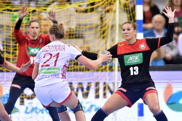 Karyna Yezhykava Belarus, Astrahanochka on the ball, Julia Behnke Germany, Rostov Don RUS R, GER, Germany Belarus, Belarus Handball, Womens international, Woman Qualifiers EHF EURO 2020, 25 09 2019, GER, Germany Belarus Handball, Womens international, 25 09 2019 Coburg Copyright: xEIBNER RolandxSippelx EP_RSL