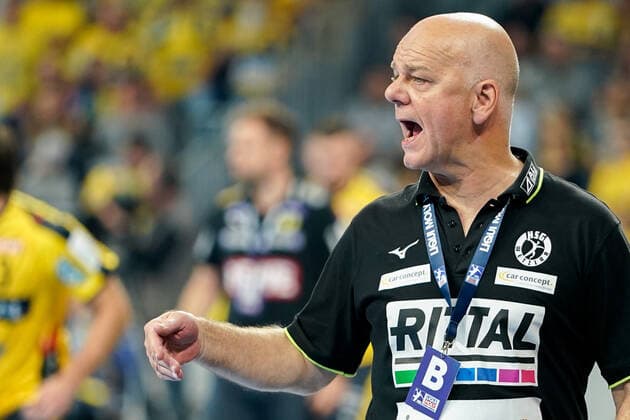 Kai Wandschneider Trainer, Head Coach, HSG Wetzlar , gives instructions, gesticulated, gesticulate with the arms, gives instructions, gesticulate, single picture, action, action, 06 10 2019, Mannheim, handball, Bundesliga, Rhein Neckar Löwen HSG Wetzlar xozx