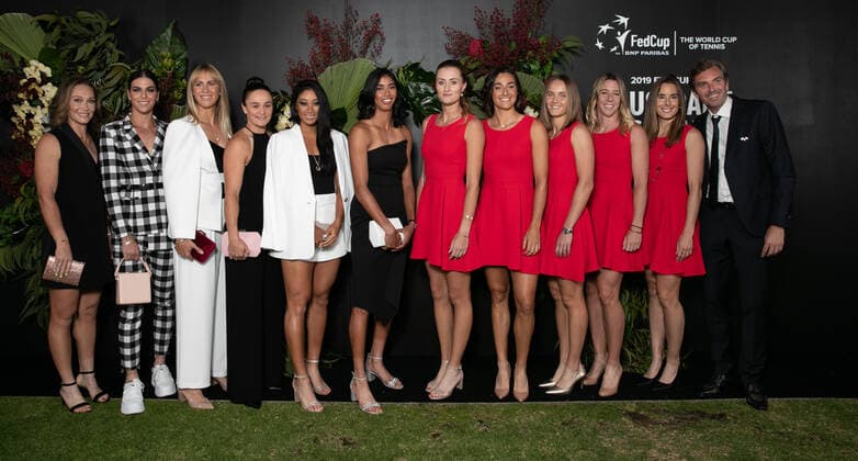 TENNIS FED CUP OFFICIAL DINNER, Team Australia Sam Stosur, Ajla Tomljanovic, Alicia Molik, Ash Barty, Priscilla Hon and Astra Sharma and Team France Kristina Mladenovic, Caroline Garcia, Fiona Ferro, Pauline Parmentier, Alize Cornet and Julien Benneteau pose for a photo on the black carpet ahead of the 2019 Fed Cup Final Dinner at the State Reception Centre in Perth, Thursday, November 7, 2019. ( NO ARCHIVING, EDITORIAL USE ONLY, NO USE IN BOOKS WITHOUT CONSENT PERTH WA AUSTRALIA Copyright: xFIONAxHAMILTONx 20191107001431366090