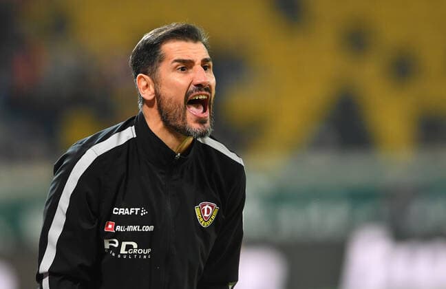 Coach Cristian Fiel Dresden , 08 11 2019, Soccer, GER, Season 2019 2020, 2 Bundesliga, 13 Spieltag, Rudolf Harbig Stadion Dresden, SG Dynamo Dresden SV Wehen Wiesbaden, DFL REGULATIONS PROHIBIT ANY USE OF PHOTOGRAPHS as IMAGE SEQUENCES and or QUASI VIDEO,