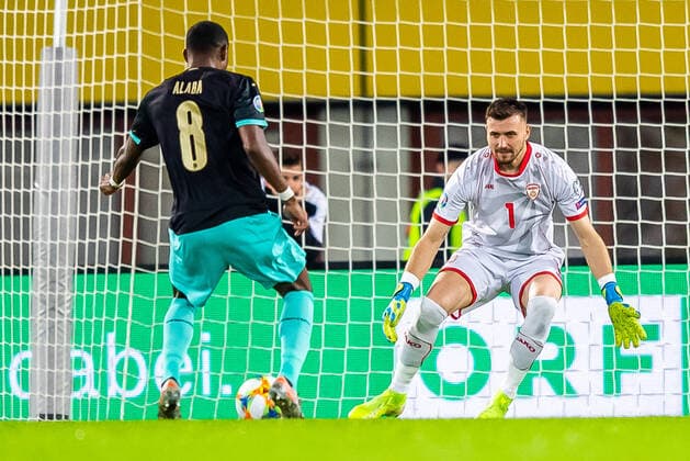 16 11 2019, Ernst Happel Stadium, Vienna, AUT, UEFA EM qualification, Austria vs. North Macedonia, Group G, pictured v l David Alaba AUT , Stole Dimitrievski MKD during the UEFA European Championship qualification, group G match between Austria and North Macedonia at the Ernst Happel Stadium in Vienna, Austria on 2019 11 16 Vienna EP_ang