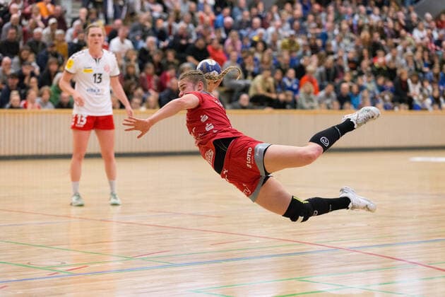 1 FSV Mainz 05 HSG Bensheim Auerbach,17 11 2019,GER, at Isabell Hurst, HSG Bensheim Auerbach, 5 Scherbaum Eibner press photo GER,Handball, 1 BL Women,7 Matchday, 17 11 2019, Sporthalle Wiesbaden, Klarenthaler Str , Wiesbaden Copyright: xUlrichxScherbaum Eibner-Pressefotox EP_usm